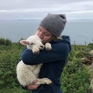 Meet your Posher, Amelia